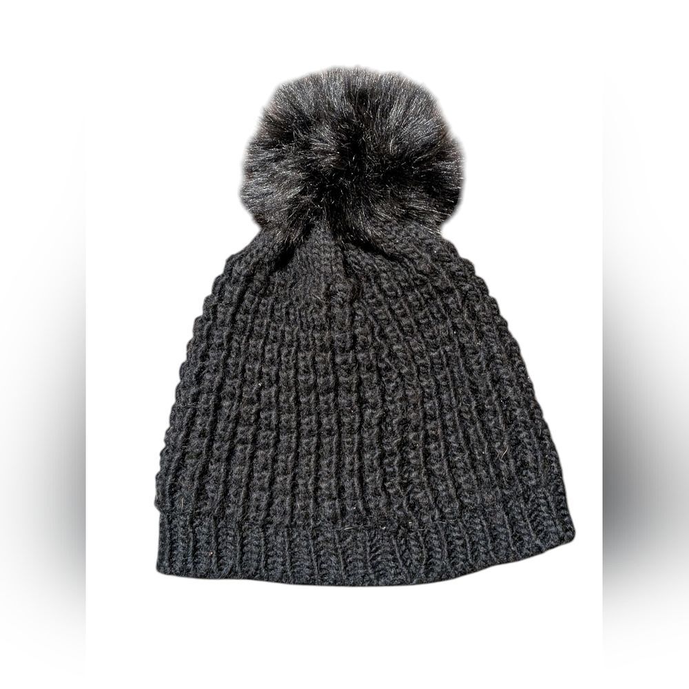 Kyi Kyi Luxury Handmade Wool Blend Black Beanie Faux Fur Canada Made Pom Outdoor